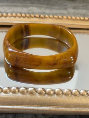 Bakelite Amber Bracelet - Marbled Honey Tones